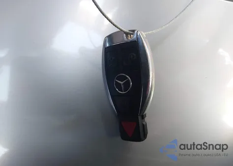 2016 Mercedes-Benz Glc 300 z USA, uszkodzony, nr VIN WDC0G4JBXGF067970